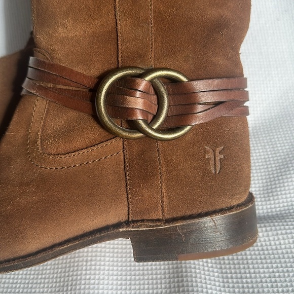 Frye Brown Suede Women’s Knee High Riding Boots Sz 8.5 Leather Brass Details - Picture 3 of 16